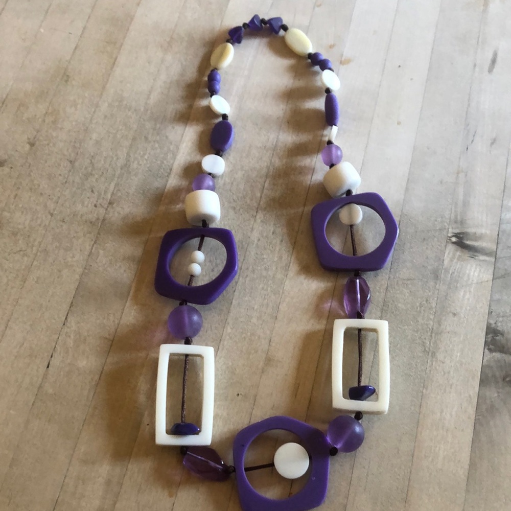 Purple and White Geometric Necklace with Symmetrical Design